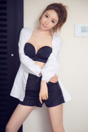 与僧侣的合欢之夜_高清超清免费观看