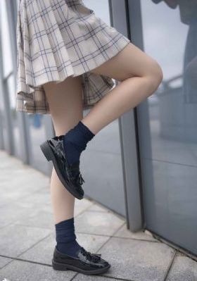 235宅宅_4K在线播放