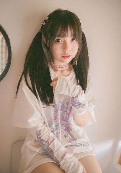 欧美美女爱大吊_DVD超清免费观看