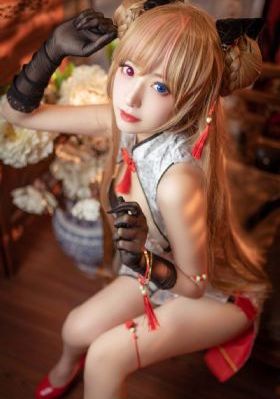 男按摩师与寂寞少妇_BD英语在线播放